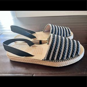🛍Buy one get 2nd item 1/2 off🛍 NEW espadrilles handmade in Colombia size 8